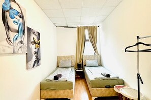 1 habitación y ropa de cama 