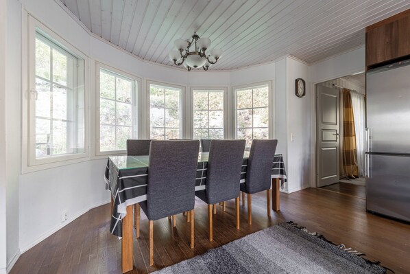 House | Dining room