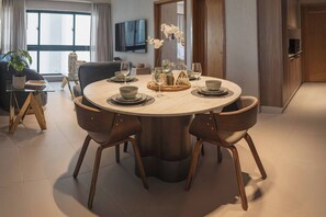 Apartment, 1 Bedroom | Dining