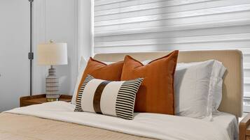 4 多间卧室、熨斗/熨衣板、WiFi、床单