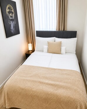 7 chambres, draps fournis