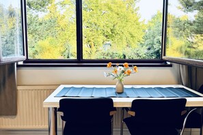 Dining - Cozy Central 8BR Apt w/Garden & Terrace, Up to 24P (Vienna)