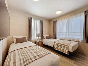 Twin Room | Blackout drapes, free WiFi