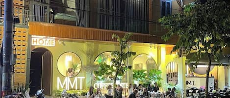 Fachada da propriedade