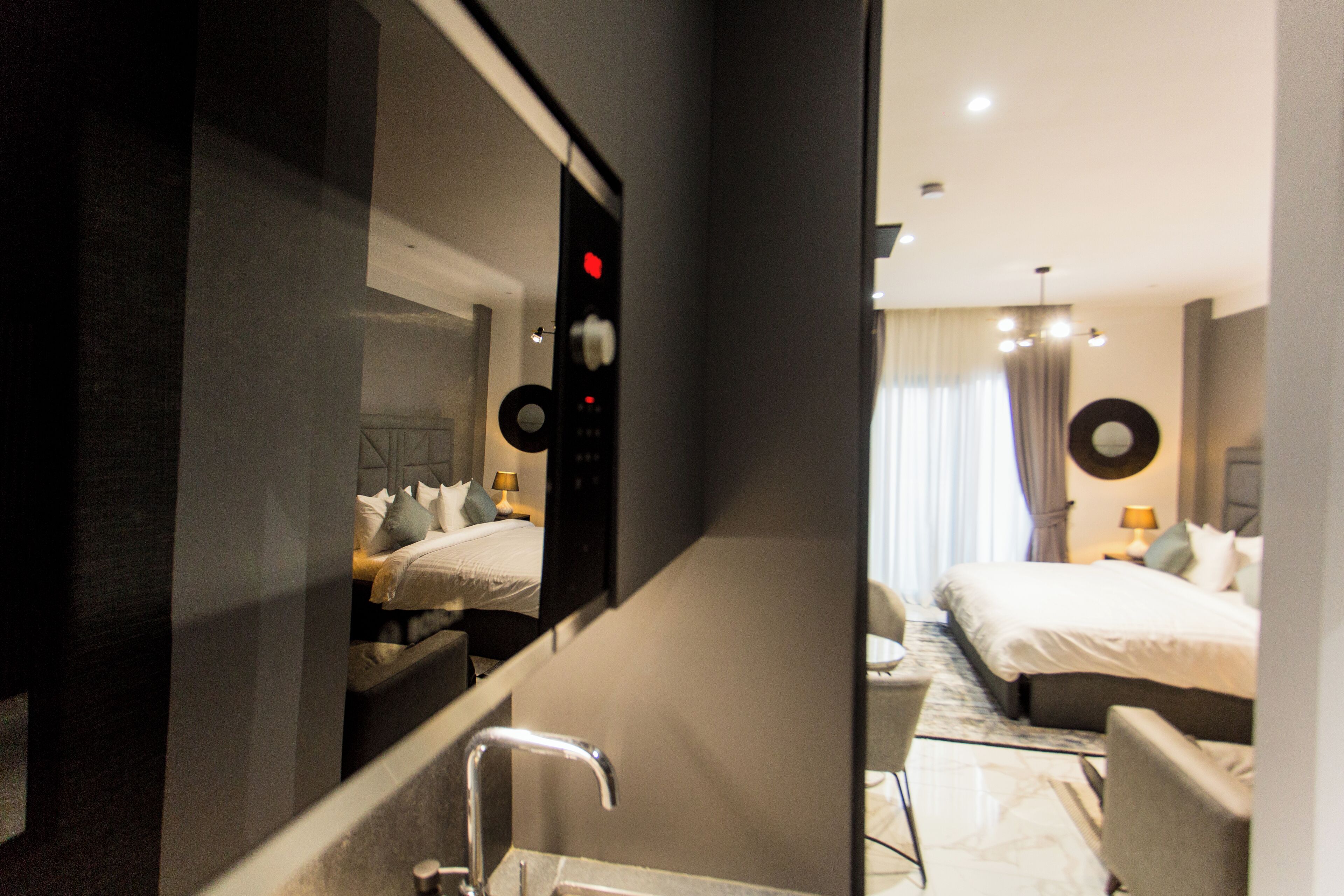 Superior Studio, Balcony | Private kitchen | Full-size fridge, microwave, stovetop, cookware/dishes/utensils