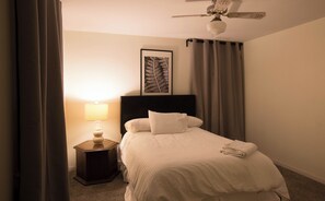 2 chambres, fer et planche à repasser, Wi-Fi gratuit, draps fournis