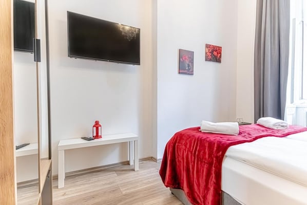1 室のベッドルーム、WiFi、ベッドシーツ