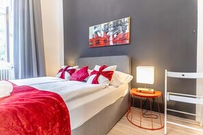 1 bedroom, WiFi, bed sheets