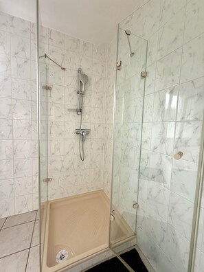 Bathroom - Zen House Clervaux Castle at 10 min (Clervaux)