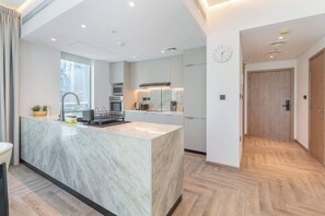 Fridge, microwave, oven, stovetop