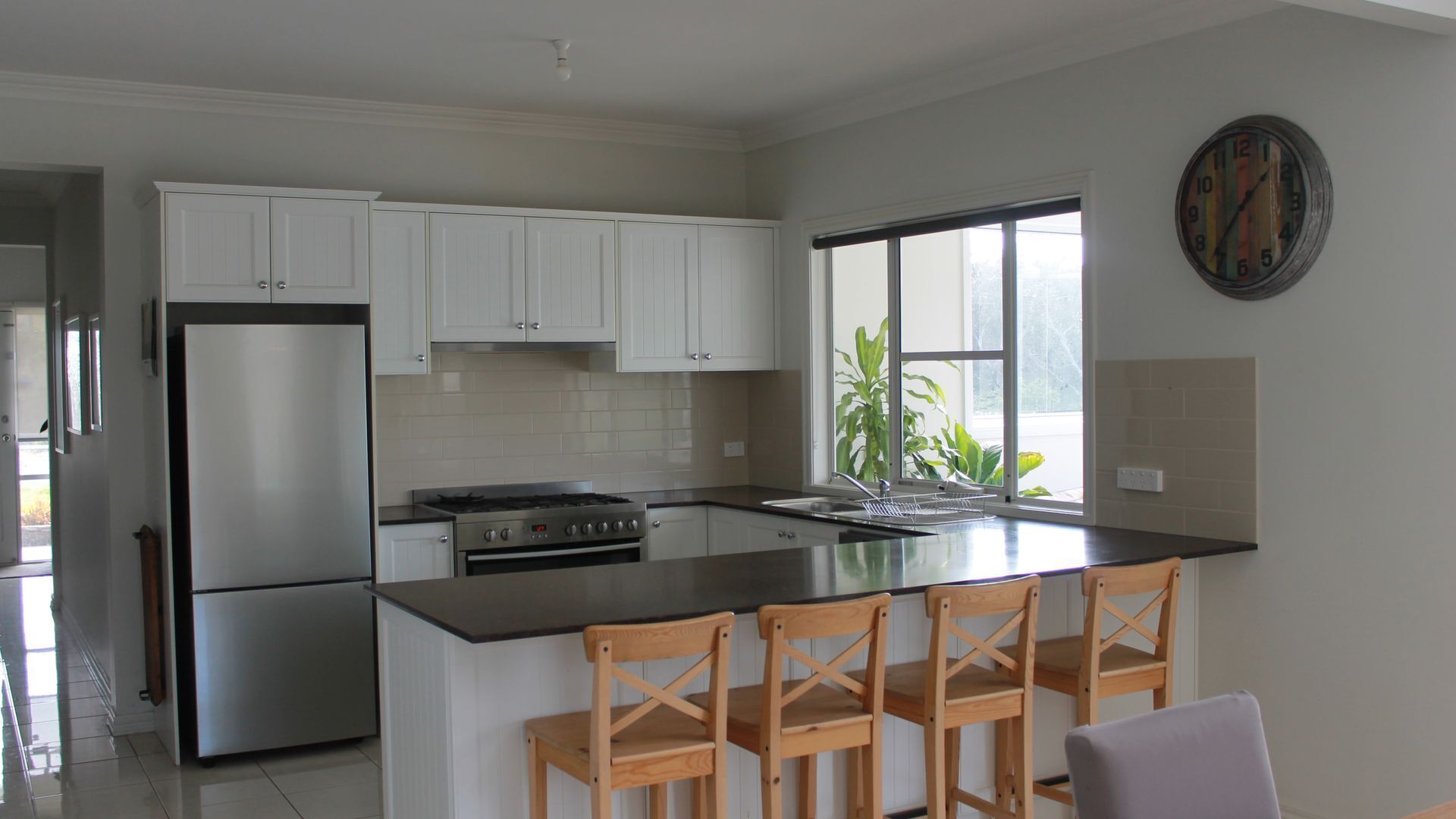 冰箱、微波炉、烤箱、炉灶