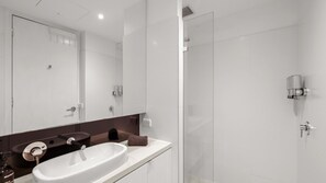 Shower, hair dryer - Cscape3 Beachfront in Cowes (Cowes)