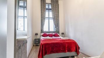 1 bedroom, WiFi, bed sheets