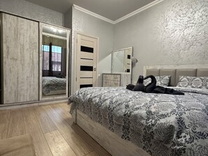 Deluxe Double Room | Soundproofing, iron/ironing board, free WiFi