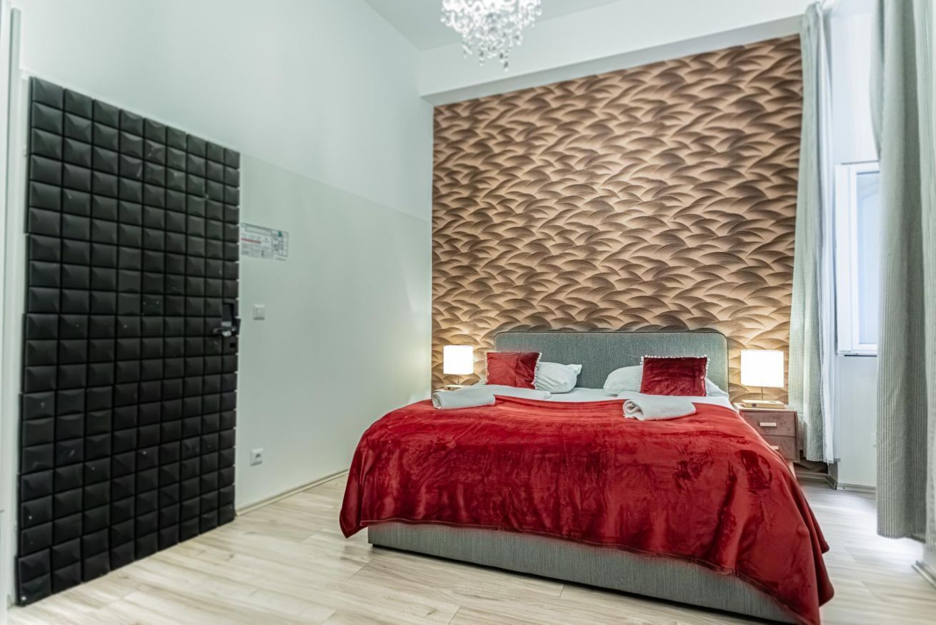 1 habitación, tabla de planchar con plancha, wifi y ropa de cama 