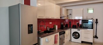 AIMARGUES HOUSE 20 MN FROM THE SEA IDEAL FOR VACATIONS OR BUSINESS TRIPS