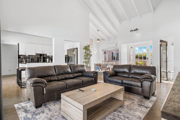 Apartment (4 Bedrooms) | Property amenity