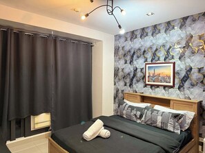 Family Apartment, Balcony, City View