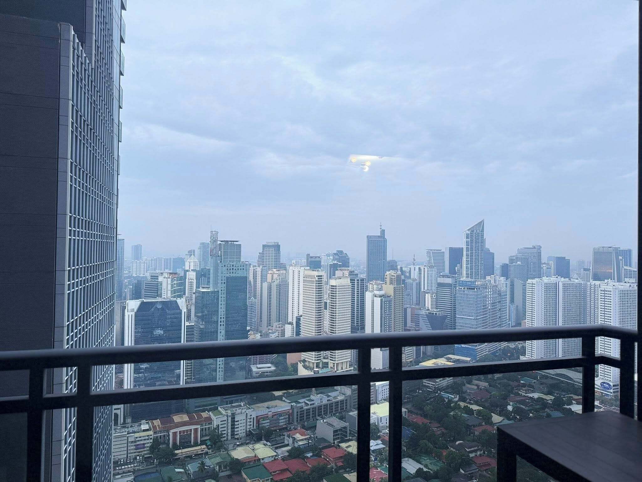 Appartement Familial, balcon, vue ville | Terrasse/Patio