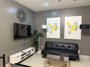 Family Apartment, Balcony, City View | Living area - Penthouse 2 bedroom unit with balcony (Makati)