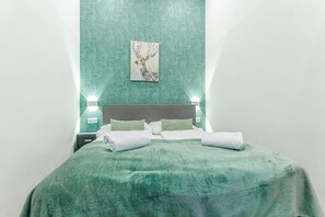 1 bedroom, WiFi, bed sheets