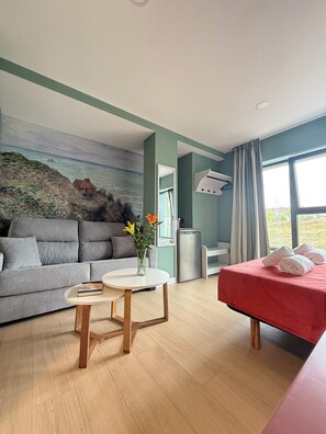 สตูดิโอ, ระเบียง | เปล/เตียงเด็กอ่อน, Wi-Fi ฟรี, ผ้าปูที่นอน