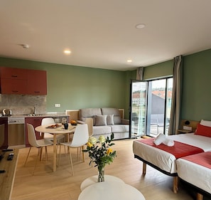 Superior Studio, Terrace | Cribs/infant beds, free WiFi, bed sheets