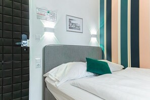 1 slaapkamer, een strijkplank/strijkijzer, wifi, beddengoed