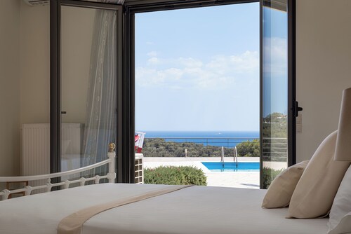 Aphaia Villa Aegina, Aphaias Villas