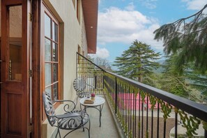 Family Villa | Balcony