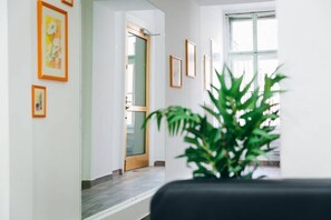 Interior - Comfy Room Complex, Shopping Paradise Mariahilfer (Wien)