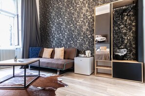 Smart TV - Comfy Room Complex, Shopping Paradise Mariahilfer (Wien)