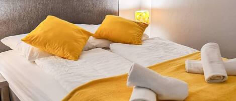 3 bedrooms, WiFi, bed sheets