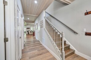 Interior - Spacious 4BD 4BA Luxury Retreat in The Refuge – Minutes from Fenwick Island! Community Pool, WIFI, (Selbyville)