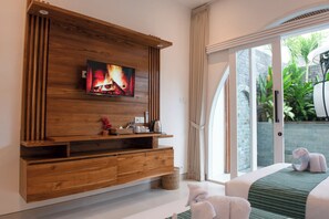 Twin Room, Balcony, Pool View