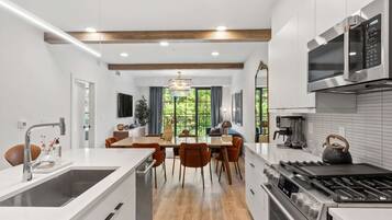 Apartment | 2 bedrooms, Internet