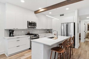 Apartment | 2 bedrooms, Internet