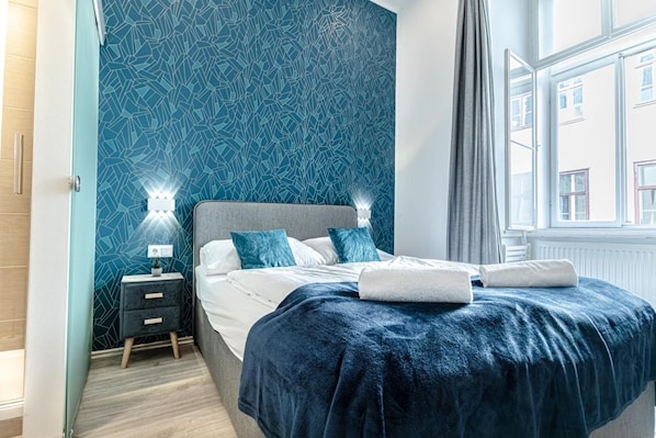 1 bedroom, WiFi, bed sheets