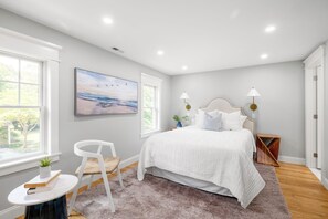 4 bedrooms, iron/ironing board, WiFi, bed sheets - 4-bedroom house in Tisbury for a relaxing getaway - newly renovated (Tisbury)