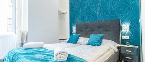 1 bedroom, WiFi, bed sheets