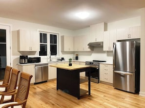 Microwave, oven, stovetop, dishwasher