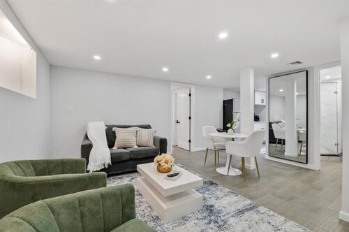 Baldwin Modern Heaven • 2B• 1BTH