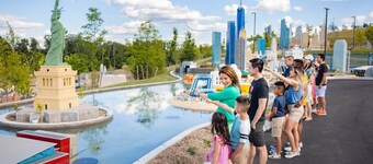 Welcoming 3-bedroom house on the water in Greenwood Lake