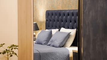 Design Suite | Living area | 120-cm Smart TV with satellite channels, video game console, printers