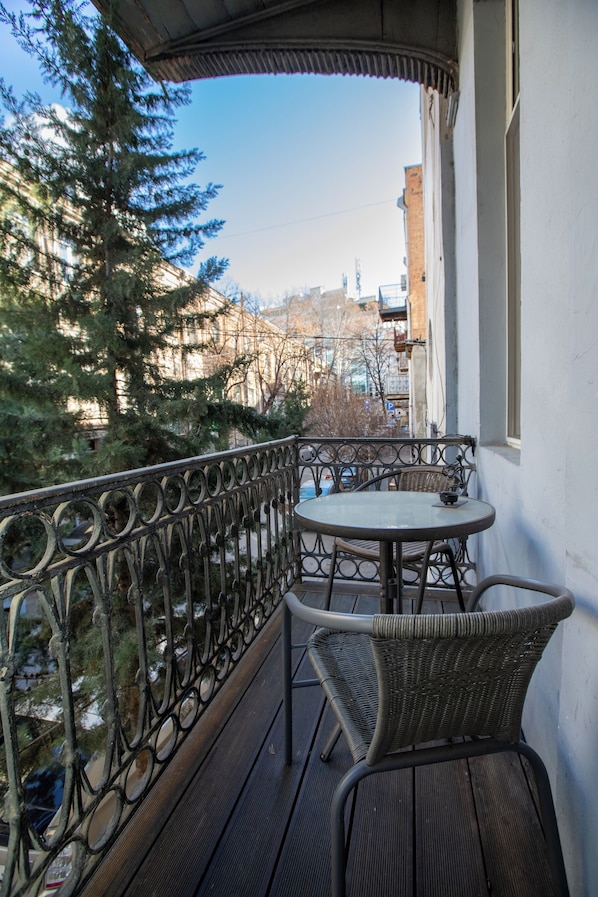 Basic Double Room, 1 King Bed, Balcony | Terrace/patio - Hotel Griboedov (Tbilisi)