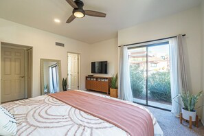 2 chambres, fer et planche à repasser, Wi-Fi gratuit, draps fournis