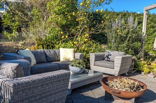 Waiheke Oasis – Pet Friendly!