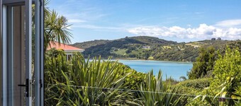 Waiheke Oasis – Pet Friendly!