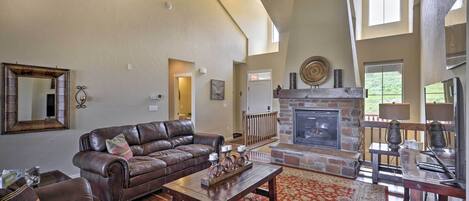 House (4 Bedrooms) | Front of property