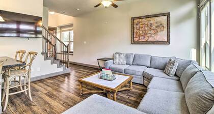 Family-friendly Spring Townhouse w/ Backyard!